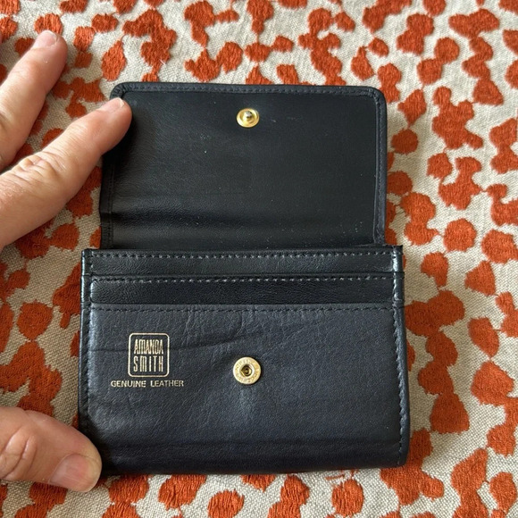 Amanda Smith leather wallet - Picture 3 of 11